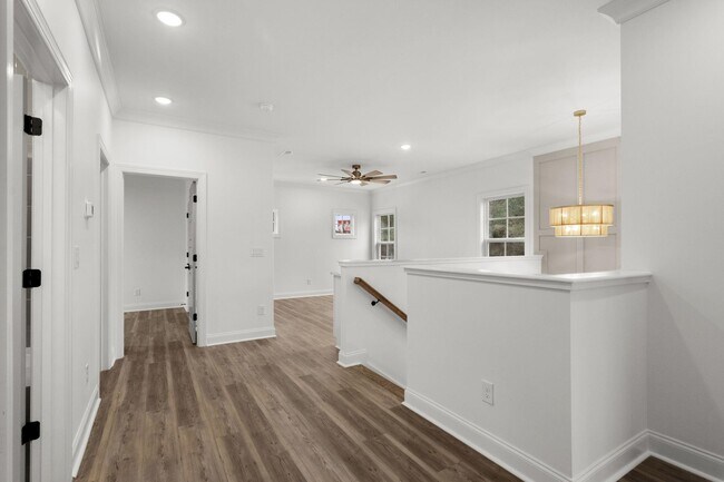 Building Photo - 113 ARBOR RIDGE CIR