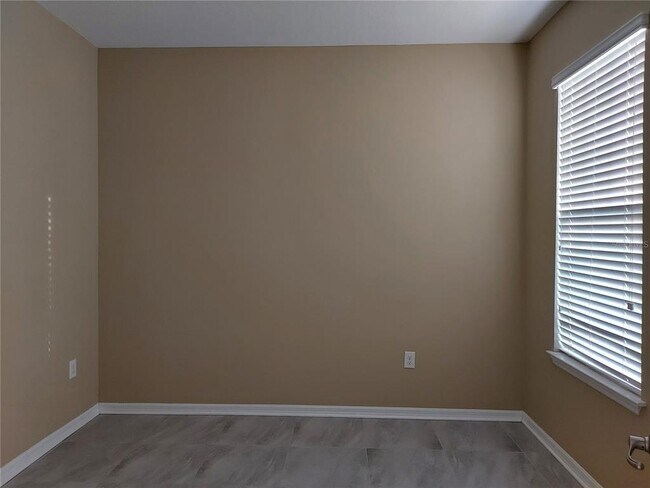 Building Photo - 4923 Rolling Greene Dr