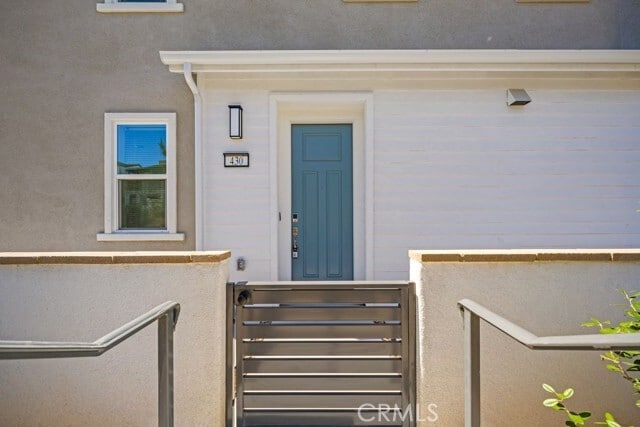 Building Photo - 430 Lobata