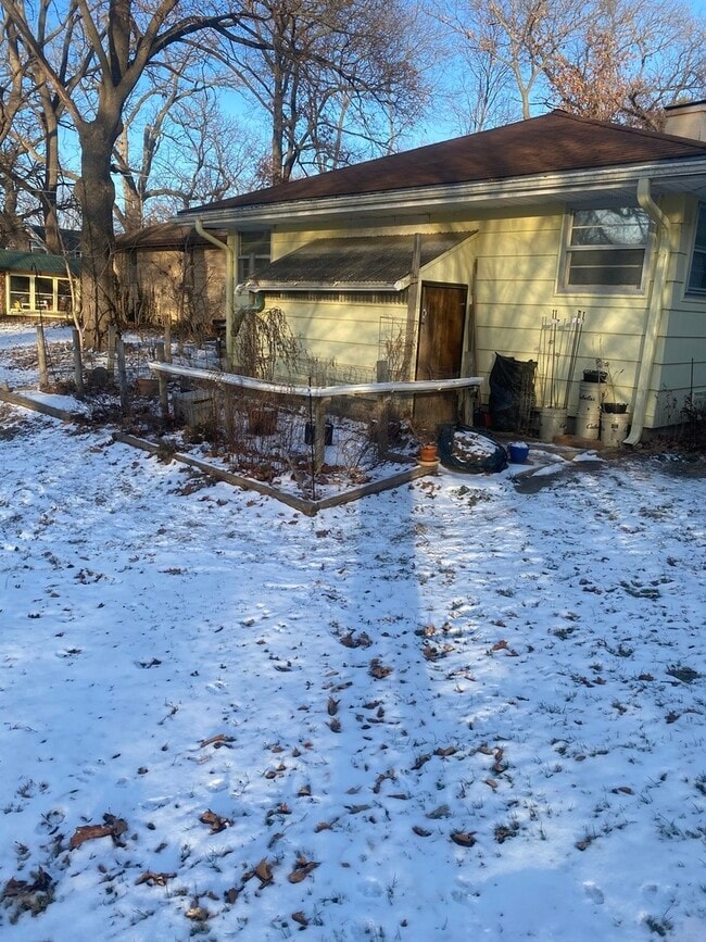 Building Photo - 156 Park Pl