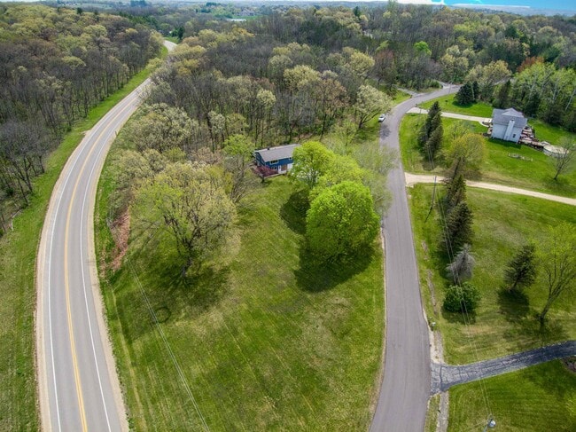 Building Photo - 1870 Sand Ridge Ct
