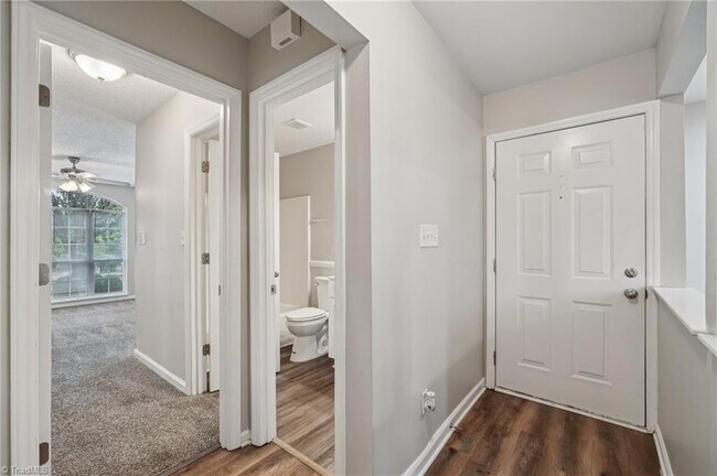 Building Photo - 3221 Pipers Way