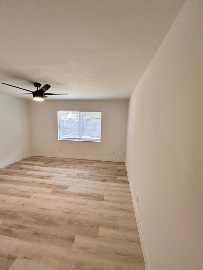 Building Photo - **2/2 Hidden Lakes Villa/ Sanford**