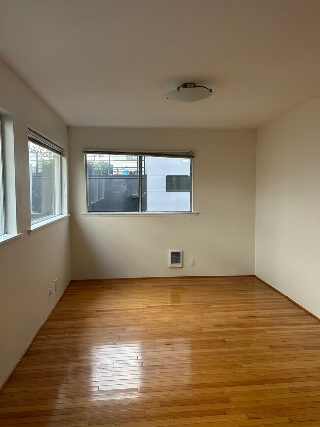 Building Photo - 8526 16th Ave NW