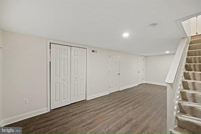 Building Photo - Available Now- Beautiful 3 Bedroom, 2 Bath Home in Baltimore, MD!