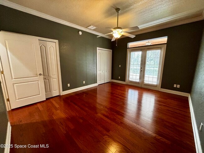 Building Photo - 1390 Isabella Dr