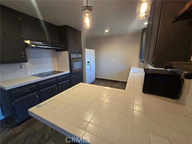 Building Photo - 607 Sixth St