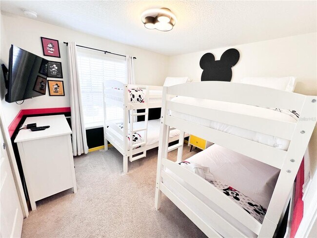 Building Photo - 2442 Dubai St