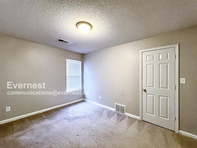 Building Photo - 2722 Misty Bay Dr
