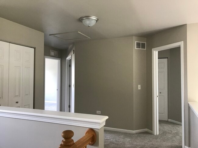 Building Photo - 538 Mallard Ln