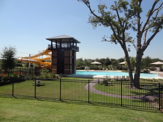 Building Photo - 6514 Monrovia Ln