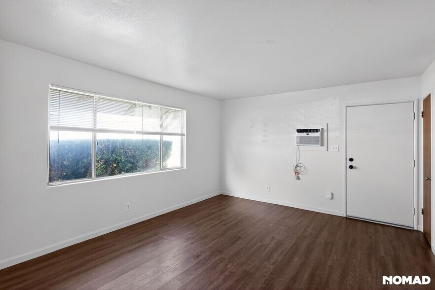 Building Photo - 3708 N Abby St