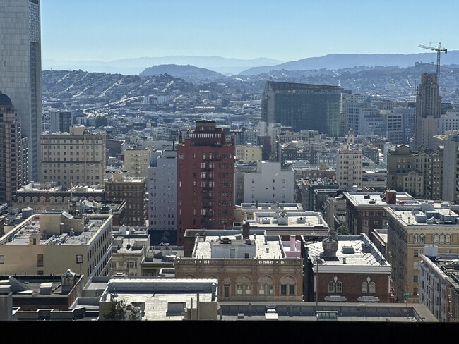 Building Photo - 1177 California St