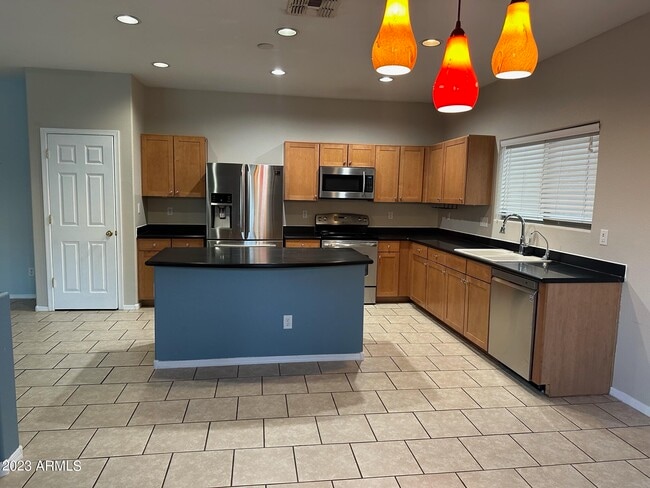 Building Photo - 25838 W Nancy Ln