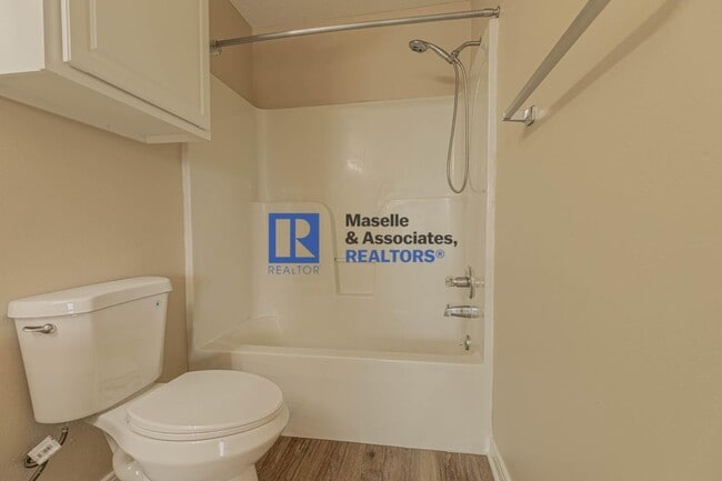 Building Photo - 2 Bed 2 Bath Near the Reservoir