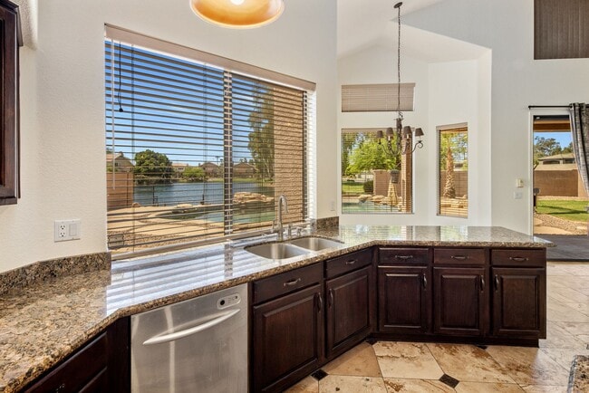 Building Photo - OCOTILLO LAKE FRONT HOME WITH POOL AND SPA...