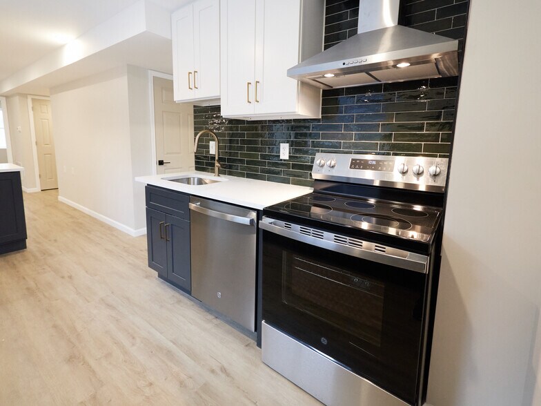 Building Photo - 5333 Penn Ave