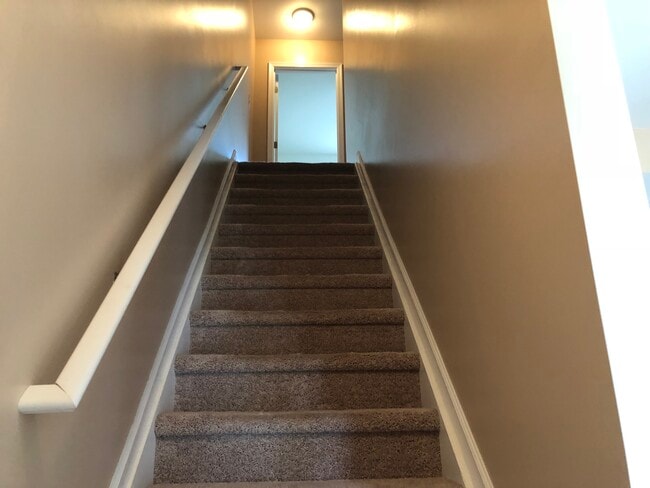 Building Photo - 39 Stix Ln