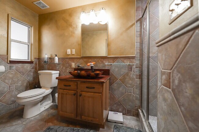 Building Photo - A New Mexico Charm Executive Rental — A Stay Made Simple
