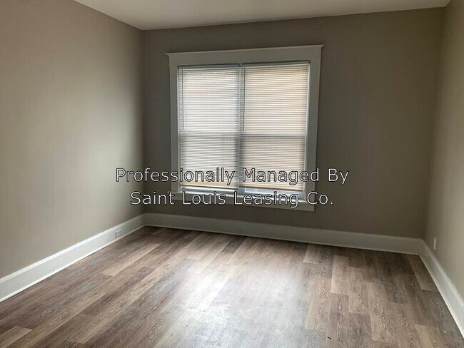 Building Photo - 8758 Burton Ave