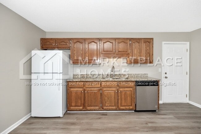 Building Photo - 111 Fox Chase Trail