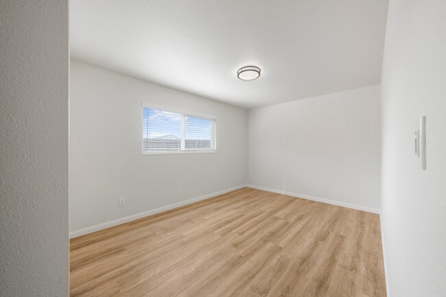Building Photo - 4055 Draco Dr