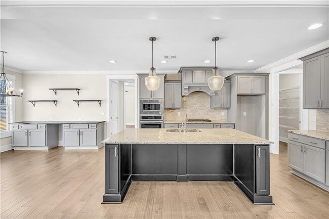 Building Photo - 212 Blue Point Pkwy