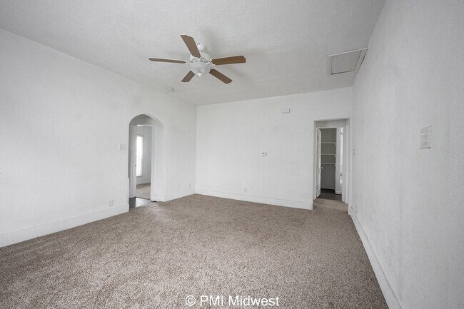 Building Photo - "Charming 3-Bedroom Home in Anderson's Hea...