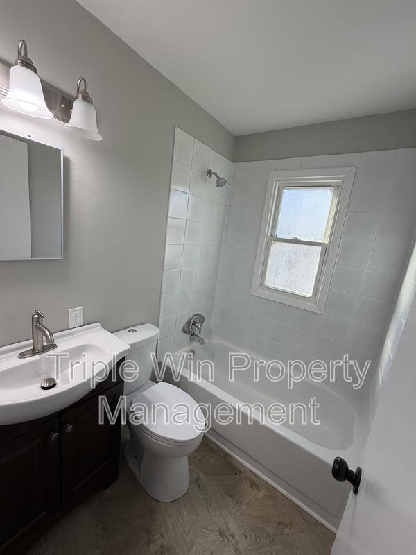 Building Photo - 6811 Brower Ct