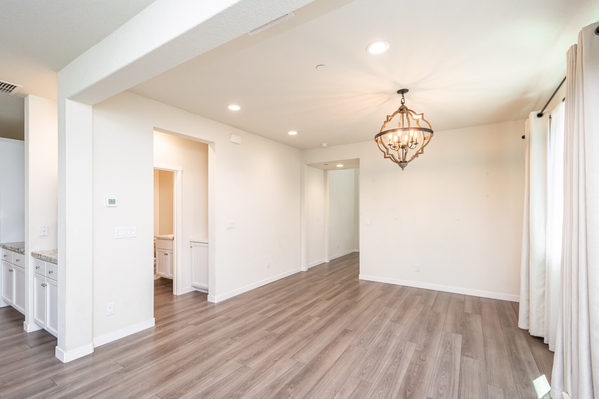 Building Photo - 4455 English Elm St
