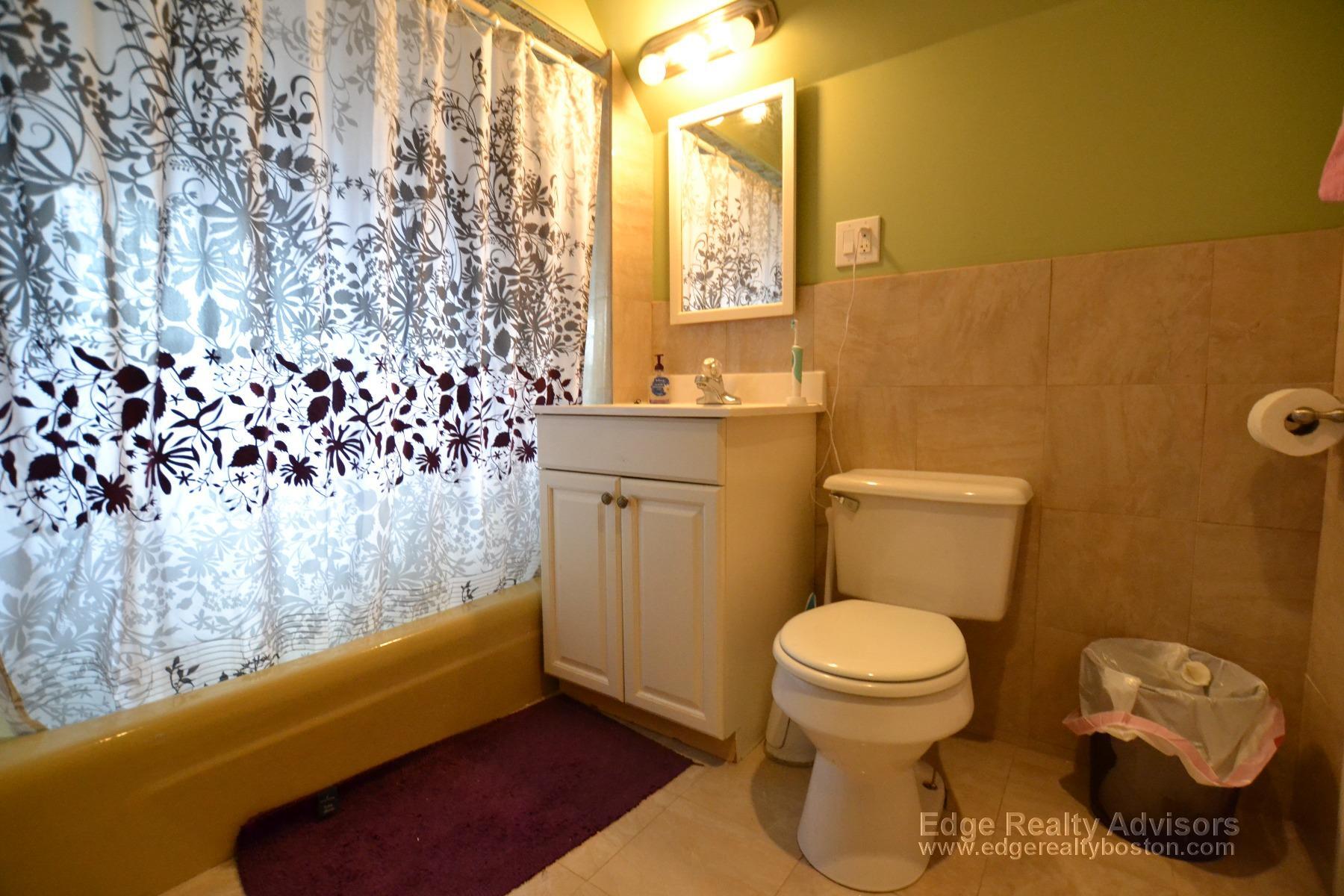 Building Photo - 56 Etna St