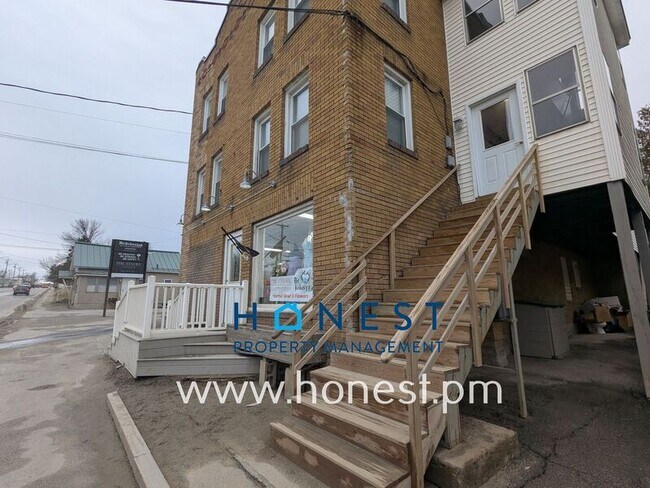 Building Photo - 73 Kennedy Memorial Dr