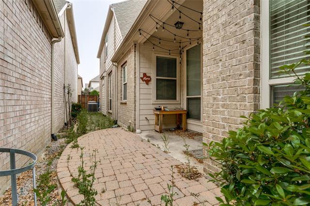 Building Photo - 224 Wallington Way