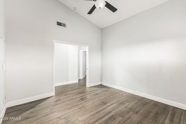 Building Photo - 11900 N 114th Way