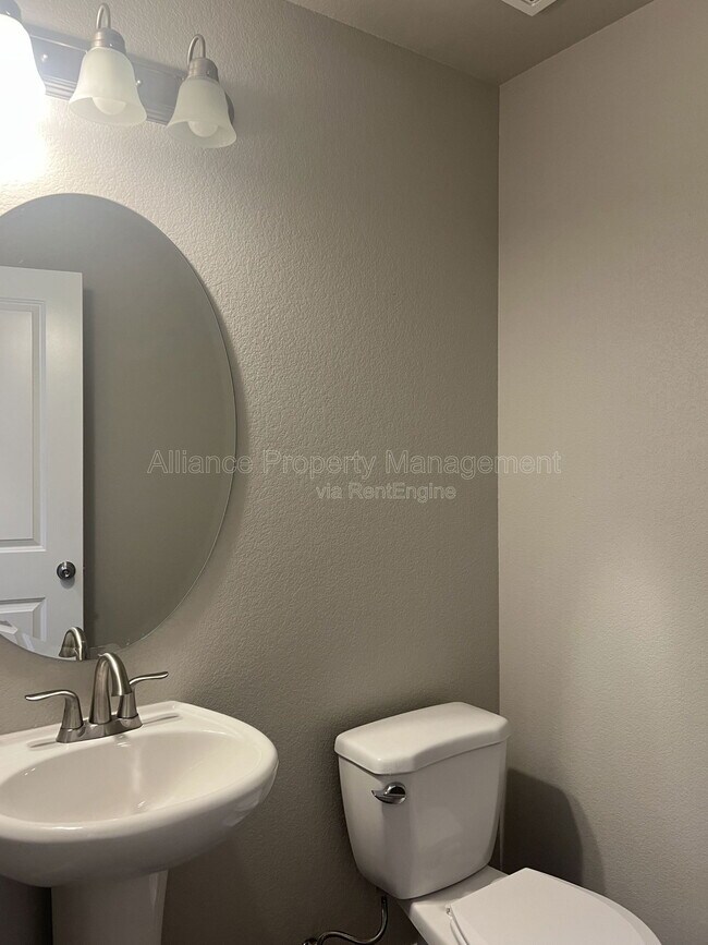 Building Photo - 8175 Talc Dr