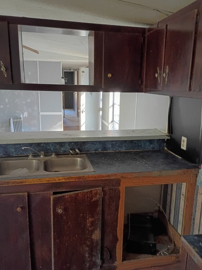 Building Photo - 111 Wilbur Ln