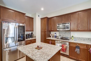 Building Photo - 1626 Cliff Rose Dr