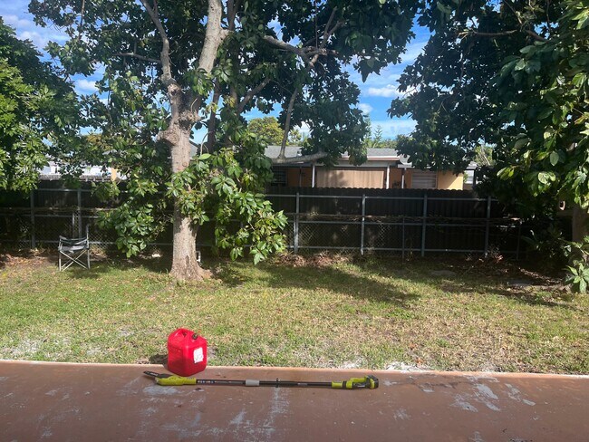 Building Photo - 19827 SW 118th Pl