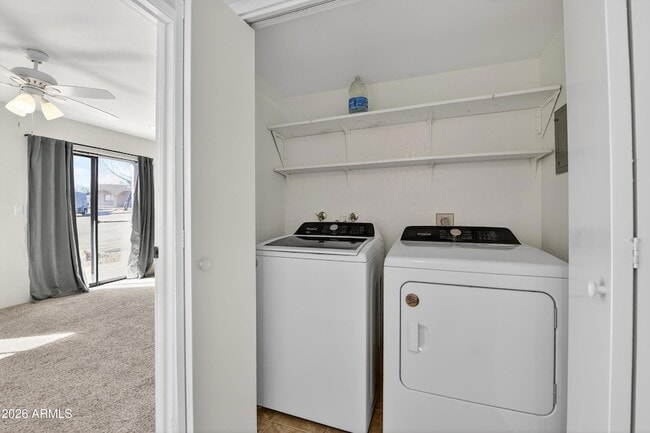 Building Photo - 455 N Tegner St