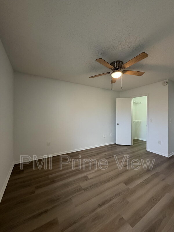 Building Photo - 4401 W McNab Rd