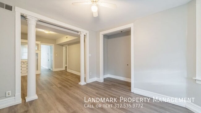 Building Photo - 2132 W Haddon-Unit 1