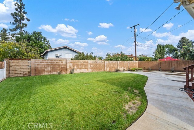 Building Photo - 15663 Dodrill Dr