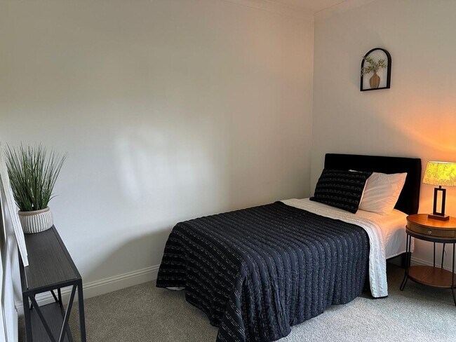 Building Photo - Rental in Shreveport