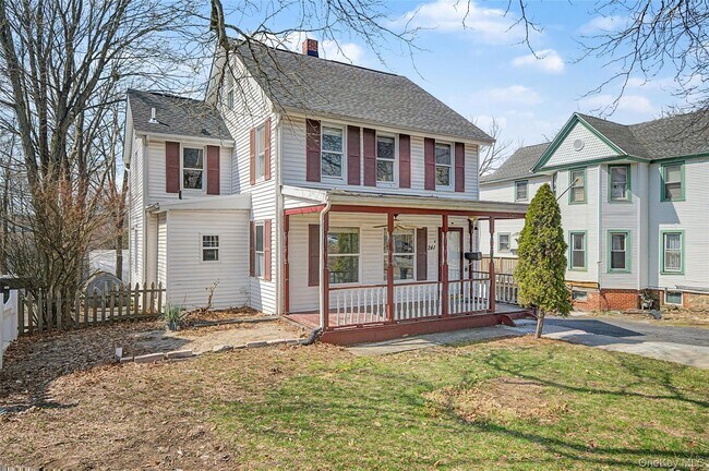 Building Photo - 241 N Main St