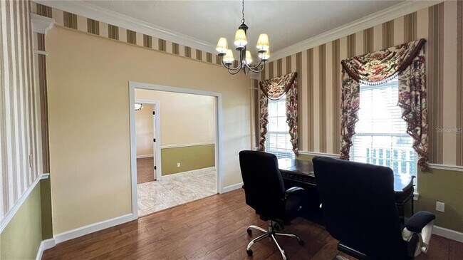 Building Photo - 934 Westpark Dr