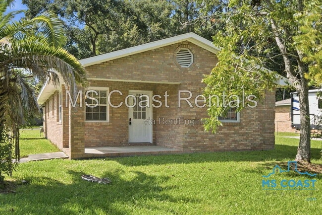 Building Photo - 15317 Waycross Dr