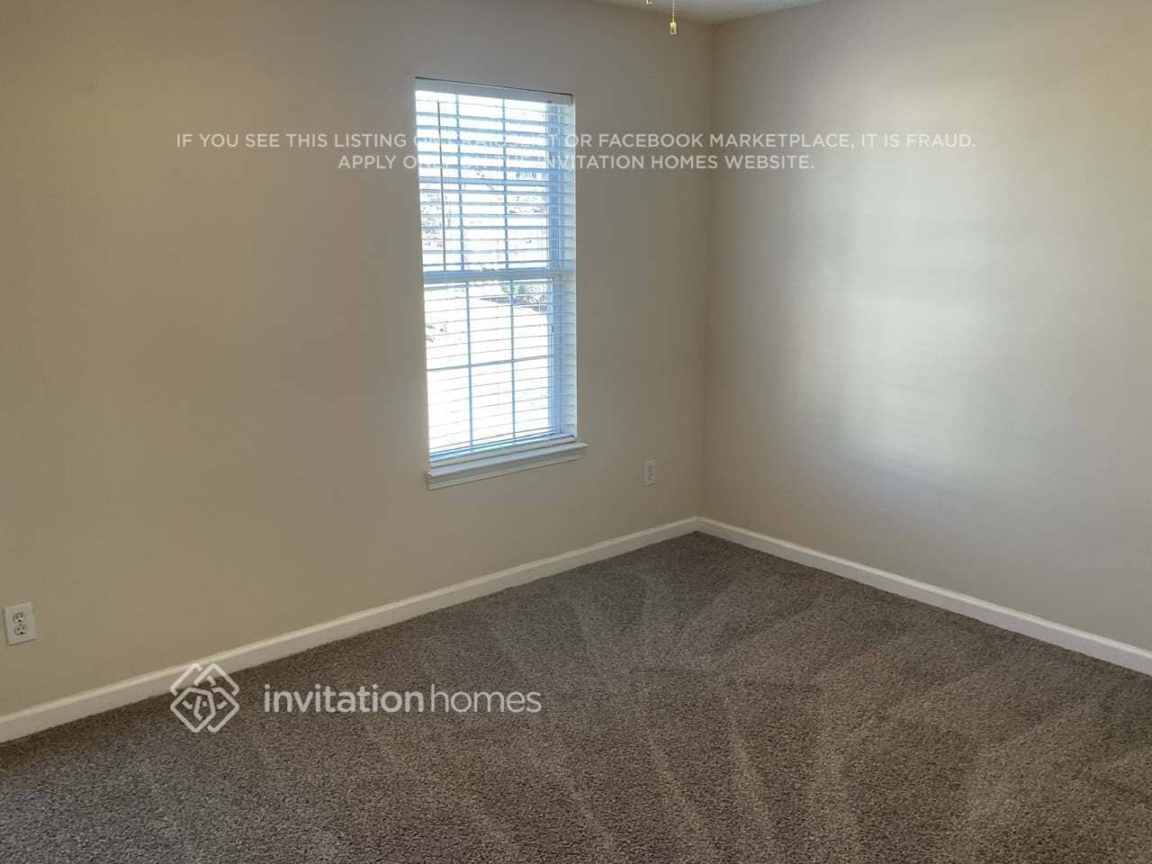 Building Photo - 2070 Dartmoth Way