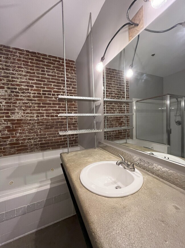 Bathroom 2 - 490 Marietta St NW