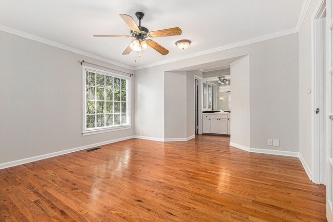 Building Photo - 2 bdrm, 2 bath home in Grant Park