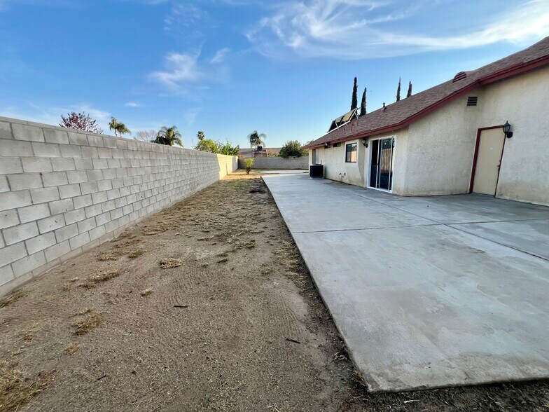 Building Photo - 6024 Billabong Ct